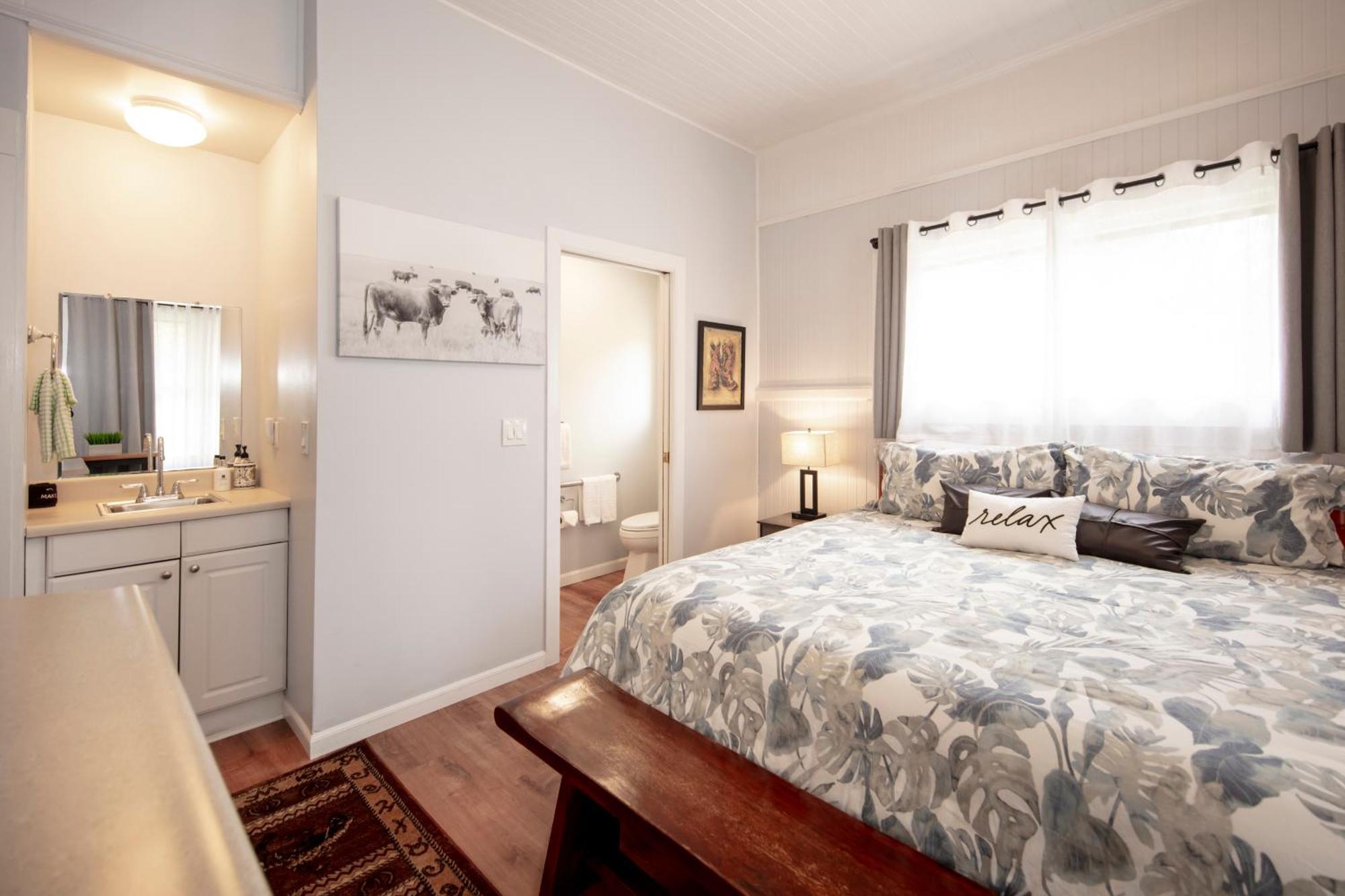 Aloha Junction Bed And Breakfast -Minutes Away From Hawaii Volcanoes National Park Dış mekan fotoğraf
