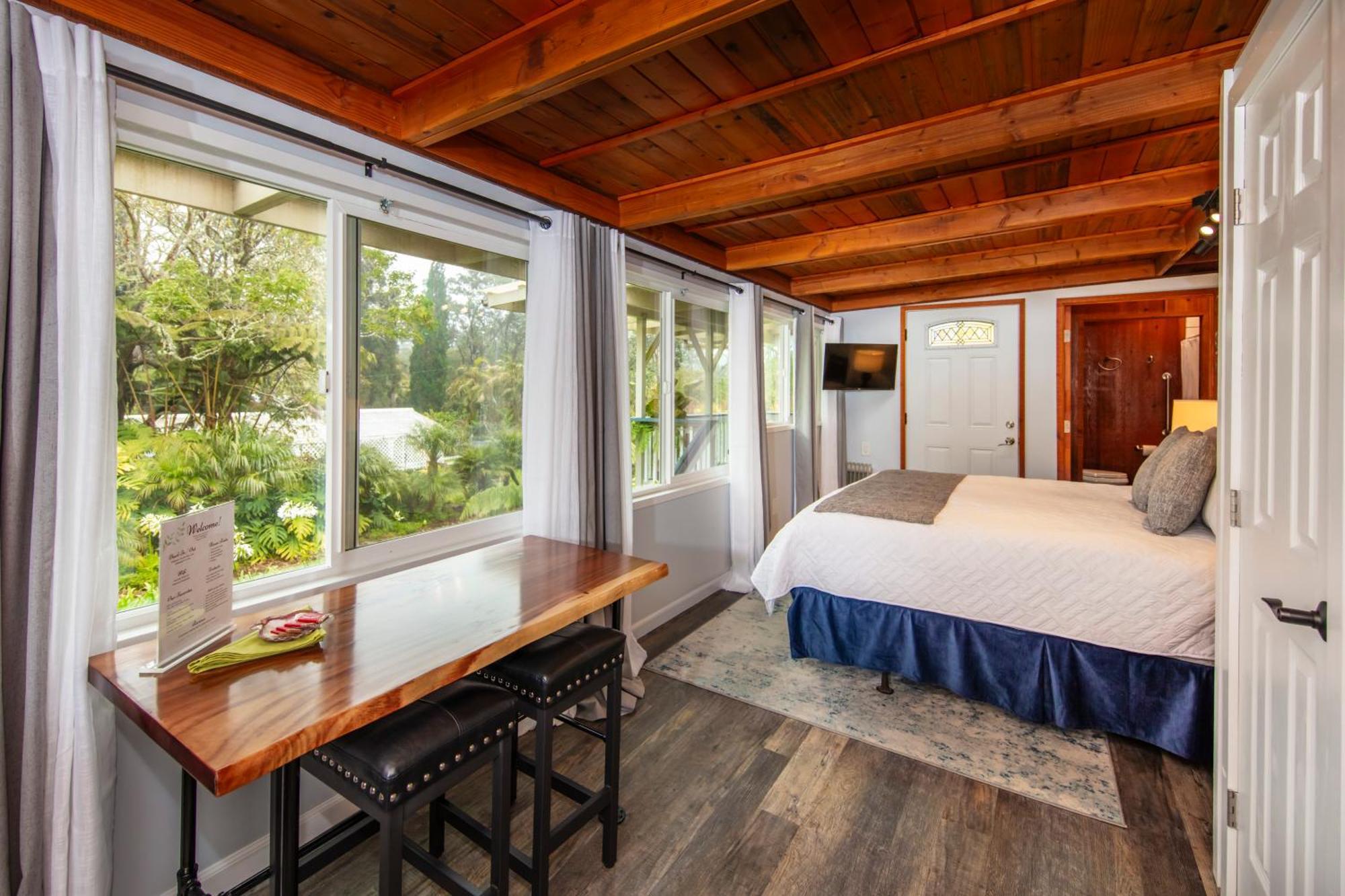 Aloha Junction Bed And Breakfast -Minutes Away From Hawaii Volcanoes National Park Dış mekan fotoğraf