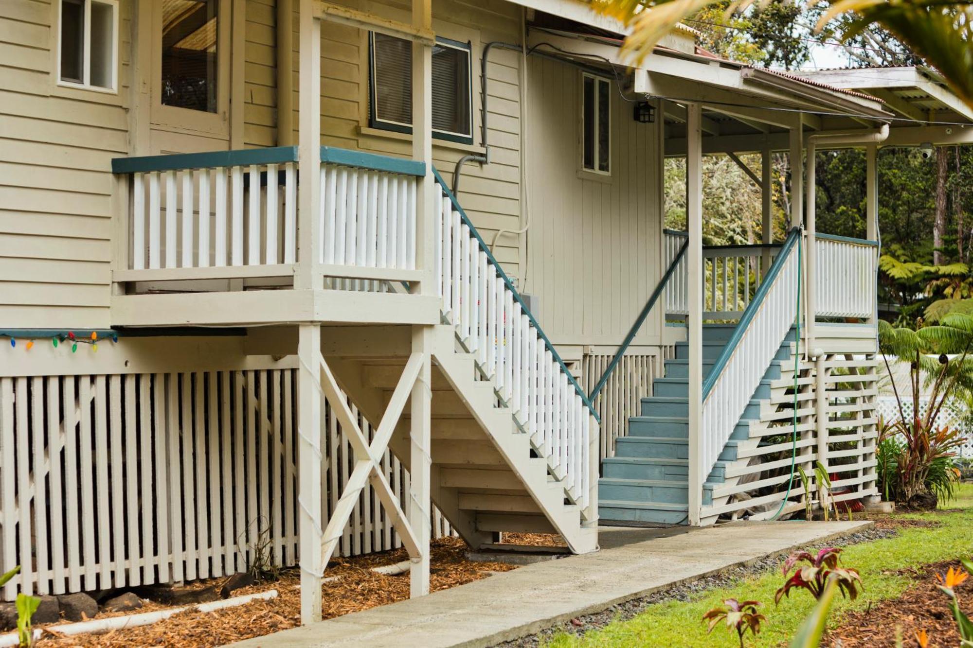 Aloha Junction Bed And Breakfast -Minutes Away From Hawaii Volcanoes National Park Dış mekan fotoğraf
