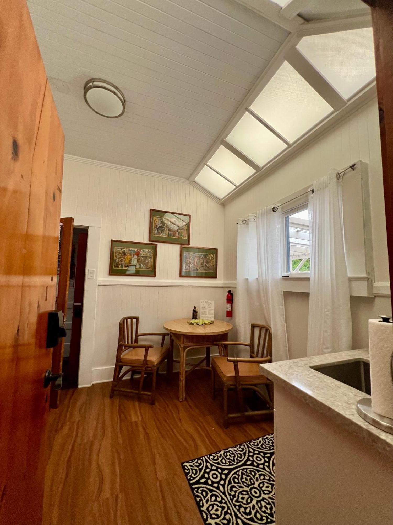 Aloha Junction Bed And Breakfast -Minutes Away From Hawaii Volcanoes National Park Dış mekan fotoğraf