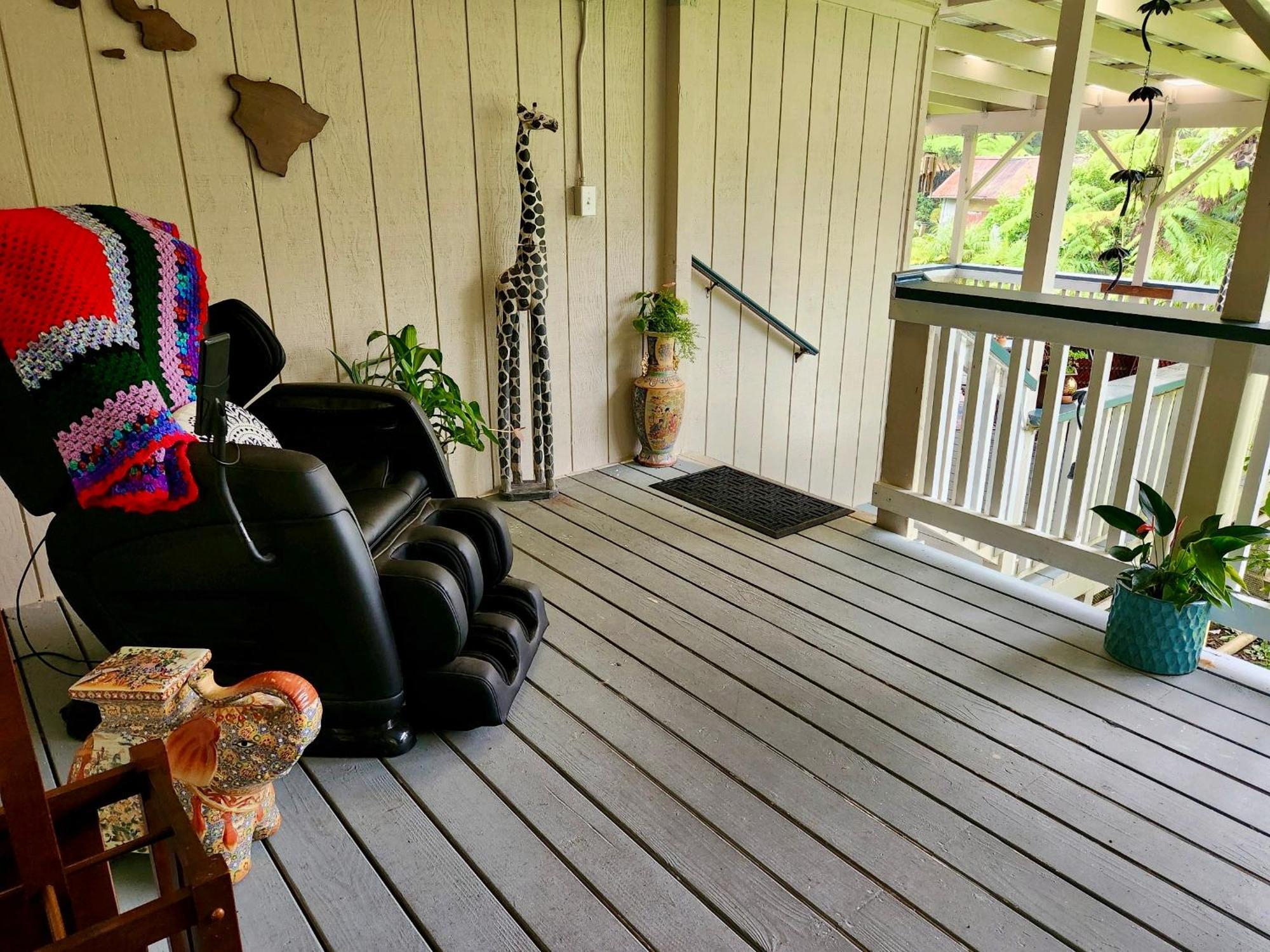 Aloha Junction Bed And Breakfast -Minutes Away From Hawaii Volcanoes National Park Dış mekan fotoğraf