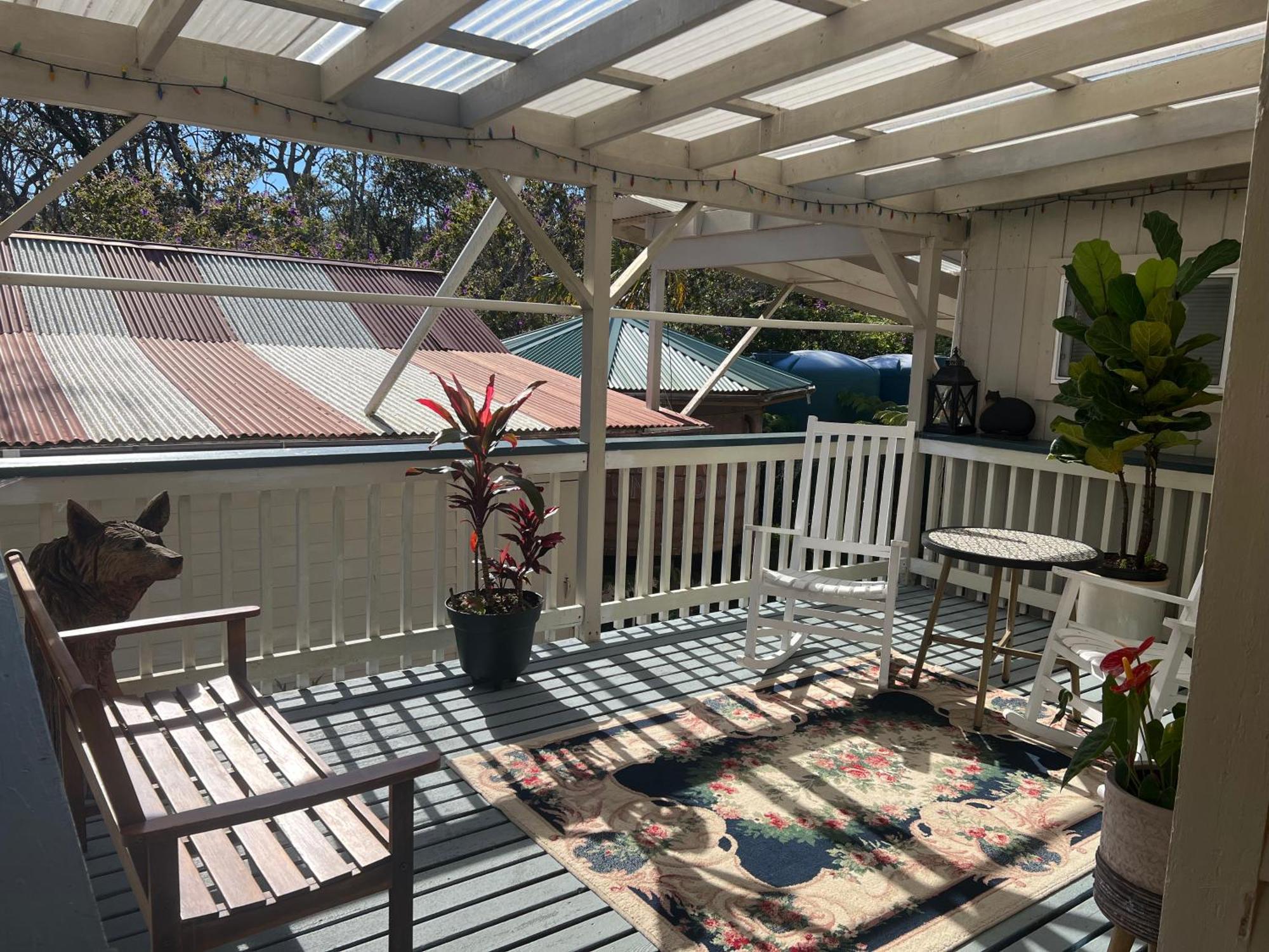Aloha Junction Bed And Breakfast -Minutes Away From Hawaii Volcanoes National Park Dış mekan fotoğraf